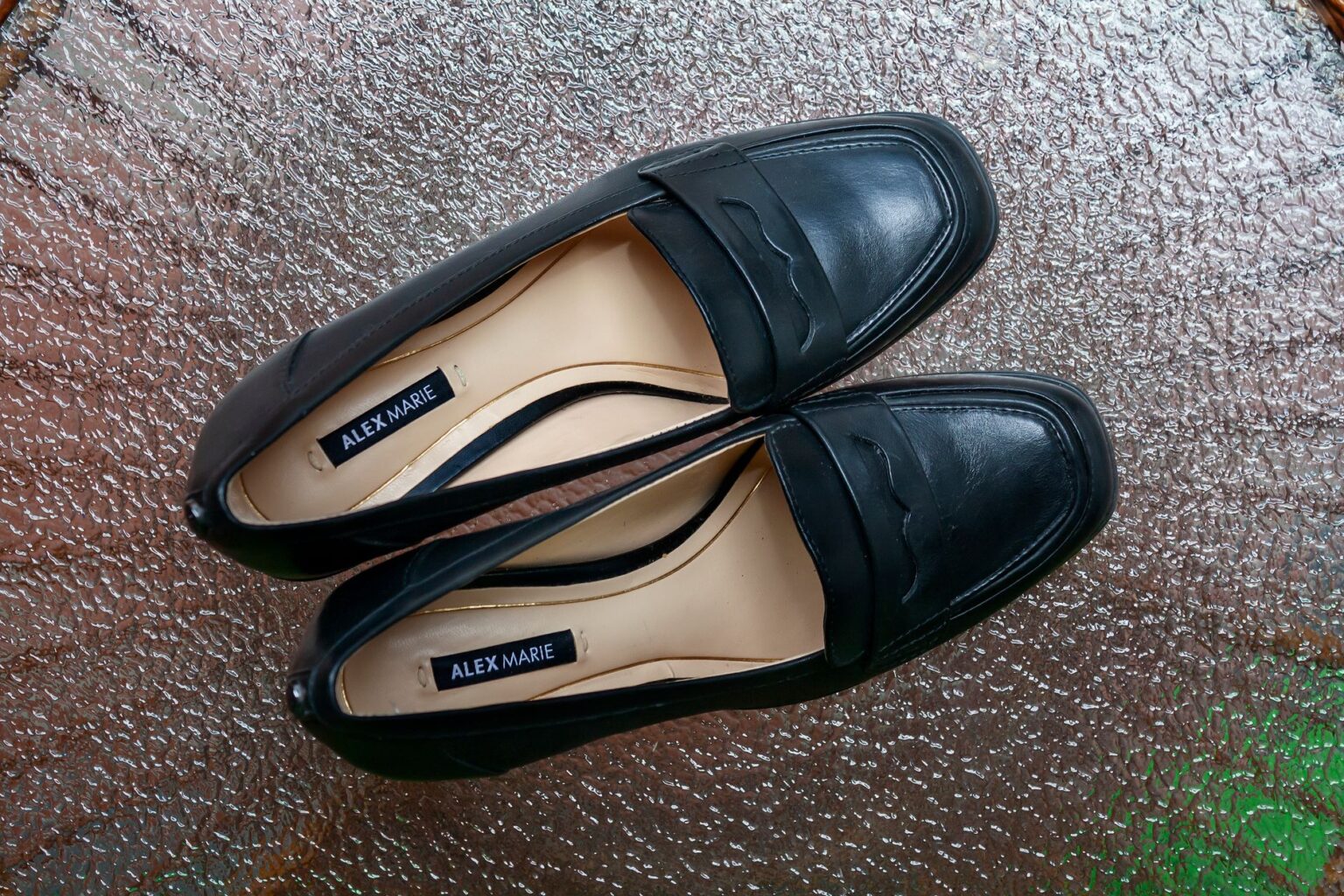 Carel Paris’ Mary Jane Is Quietly Outpacing the Ballet Flat Classic Mary Jane shoes displayed on a clean surface, showing rounded toe and single strap detail